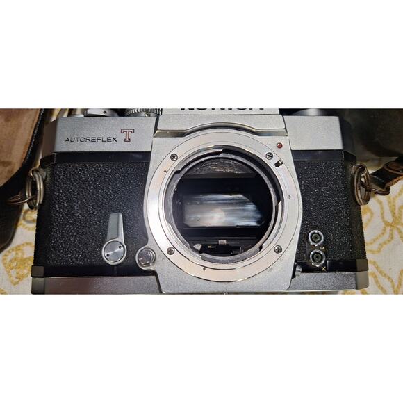 Konica autoreflex T 35mm SLR film camera with a Konica hexanon 28mm f/3.5 lens - Picture 3 of 11